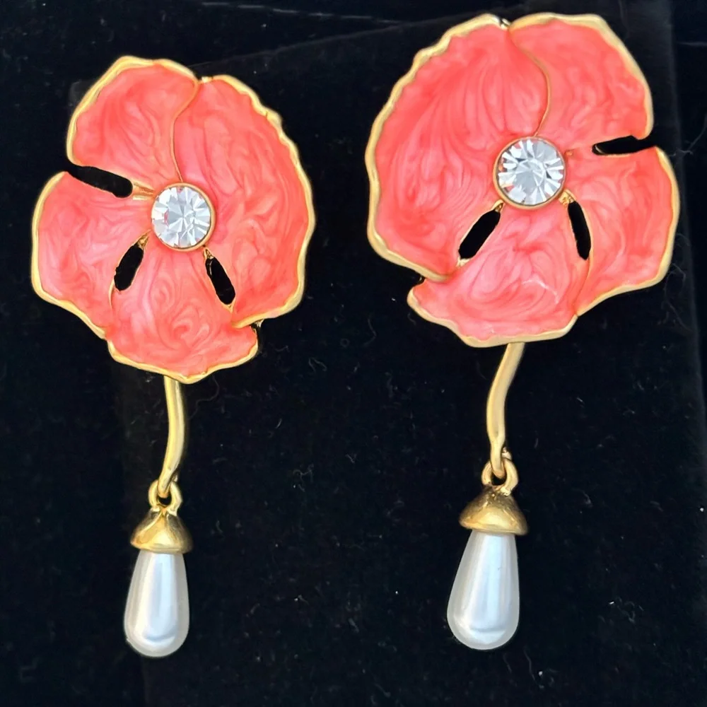 Oscar de la Renta • Enamel Poppy Flower Pearl Drop Earrings
